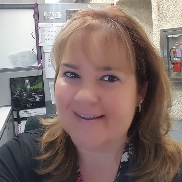 Meet your Posher, Charm - Picture 2 of 2